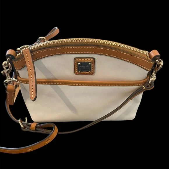 Dooney & Bourke white Italian leather crossbody with tan trim - like new - Picture 7 of 13